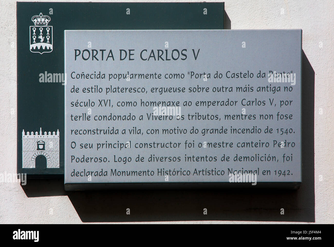 L'affiche de l'information en langue galicienne, Viveiro, Lugo province, région de la Galice, Espagne, Europe Banque D'Images