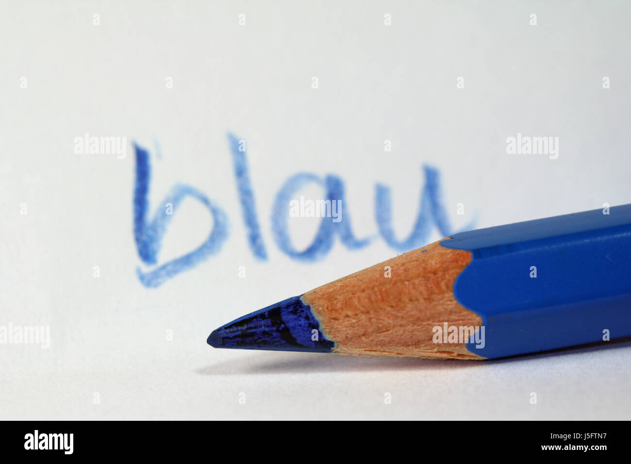 La couleur bleue de la police d'écriture typographie style stylo crayon  crayon monochrome Photo Stock - Alamy