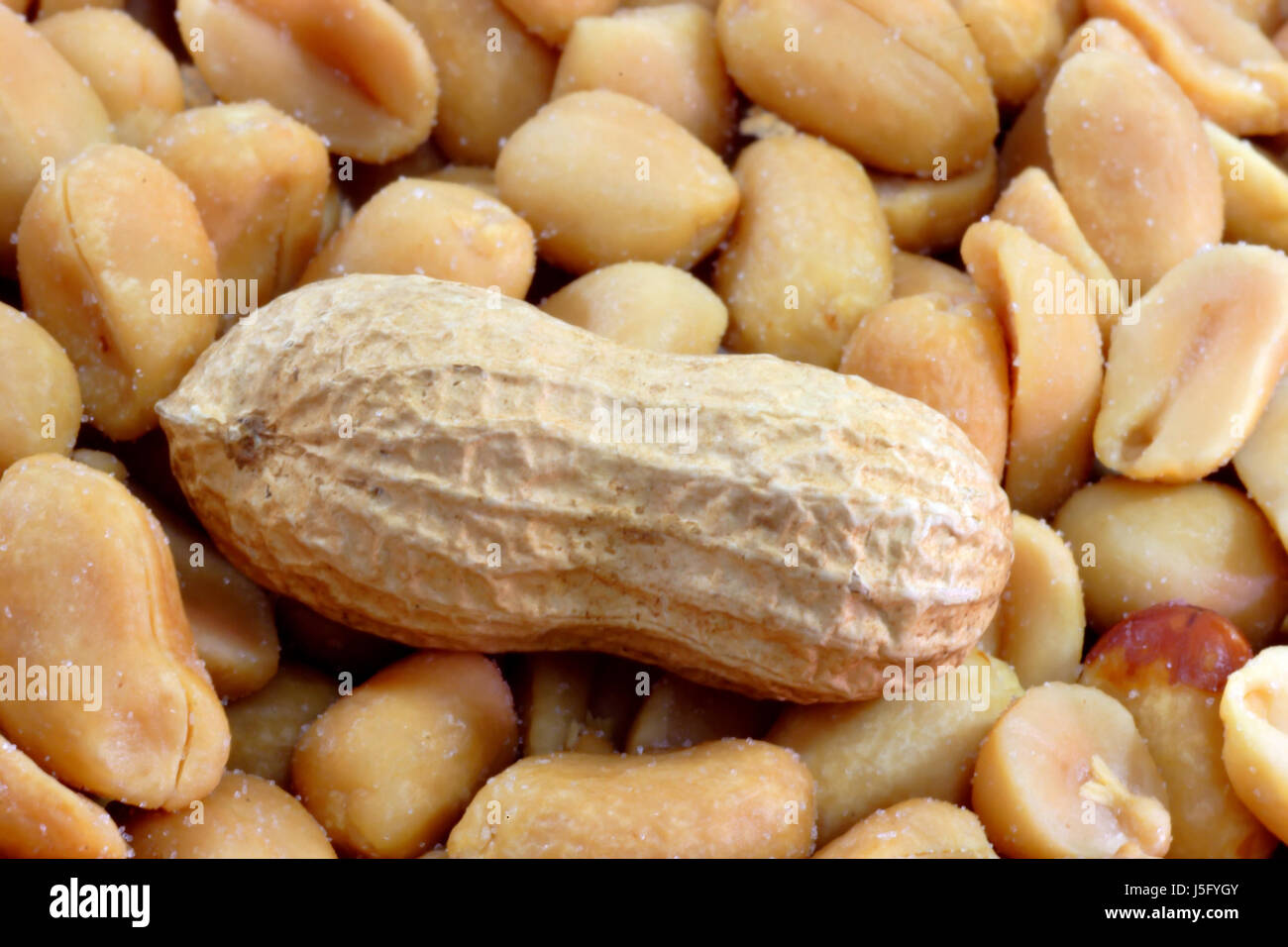 Bol alimentaire aliment cacahuètes calories crack légumineuse contenant des lipides oxydés Banque D'Images
