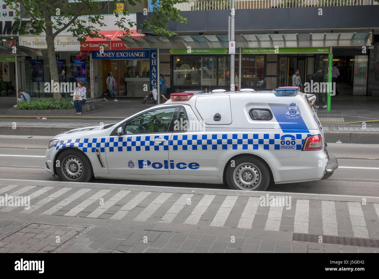 La Division de la Police de Victoria australienne par Holden Ute Van stationné à Melbourne, Australie Banque D'Images