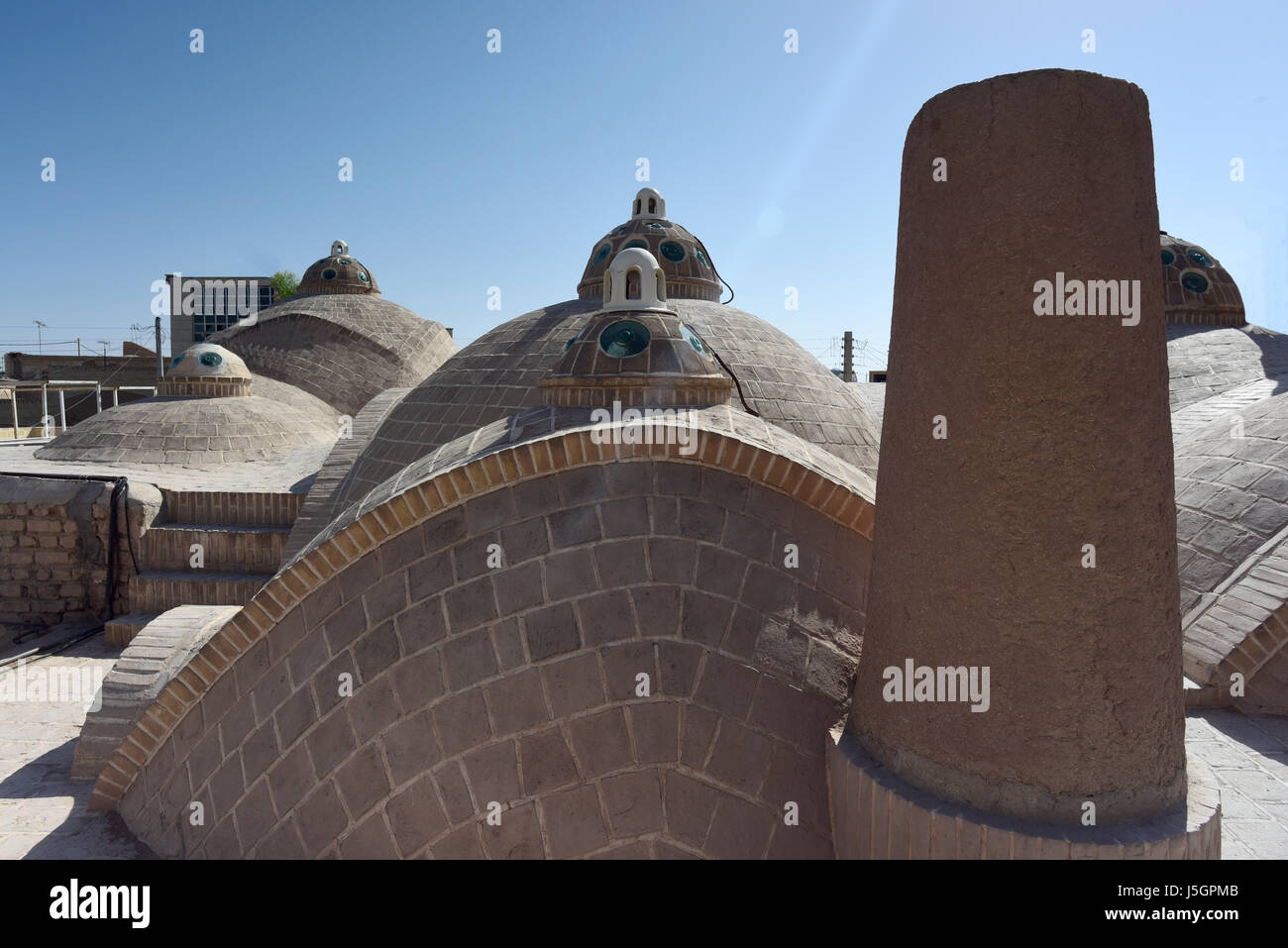 Toit de l'hammam historique dans Yaz, Iran Banque D'Images