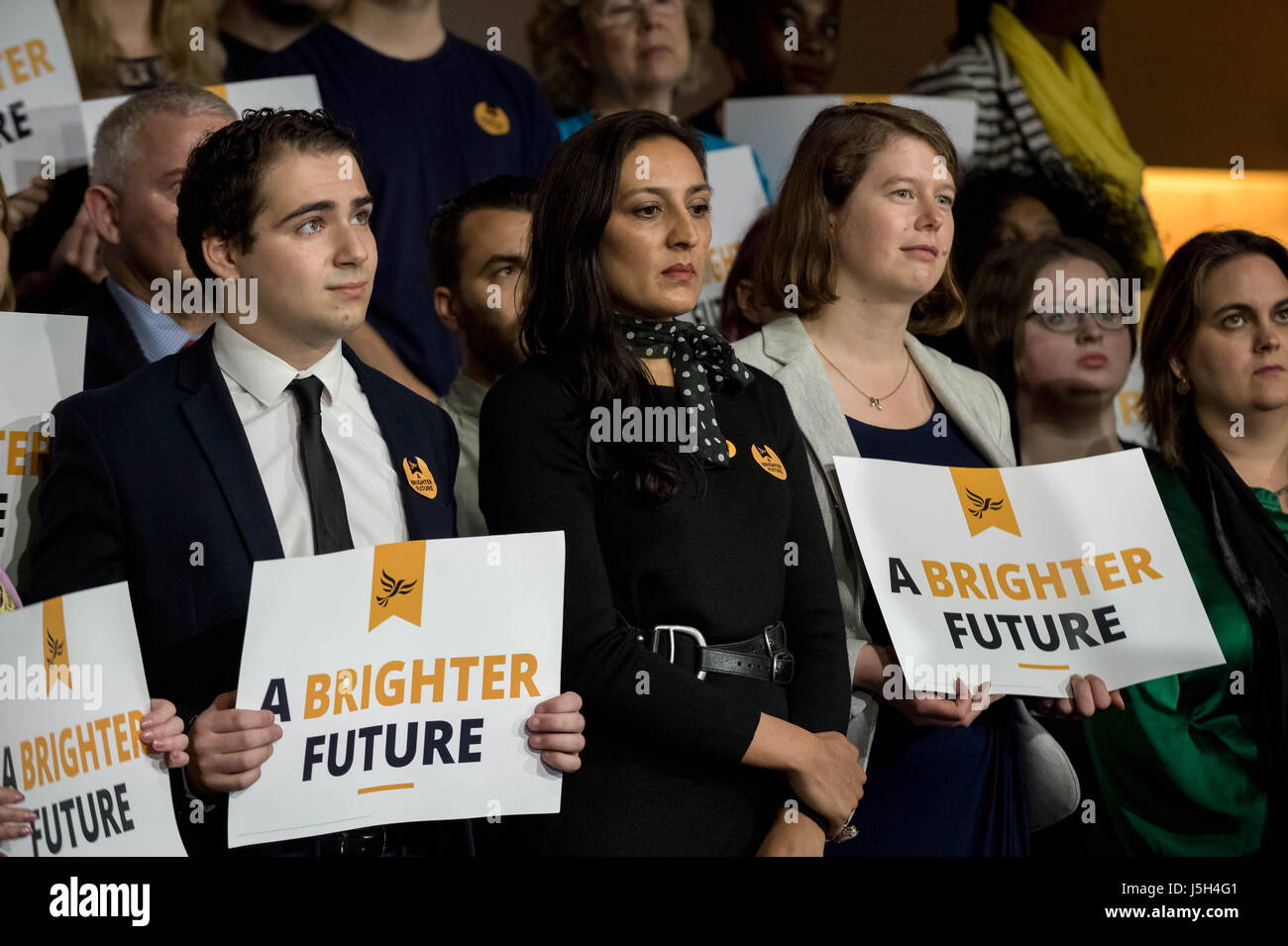 Londres, Royaume-Uni. 17 mai, 2017. Les démocrates libéraux partisans à l'élection générale Lancement du manifeste. © Guy Josse/Alamy Live News Banque D'Images