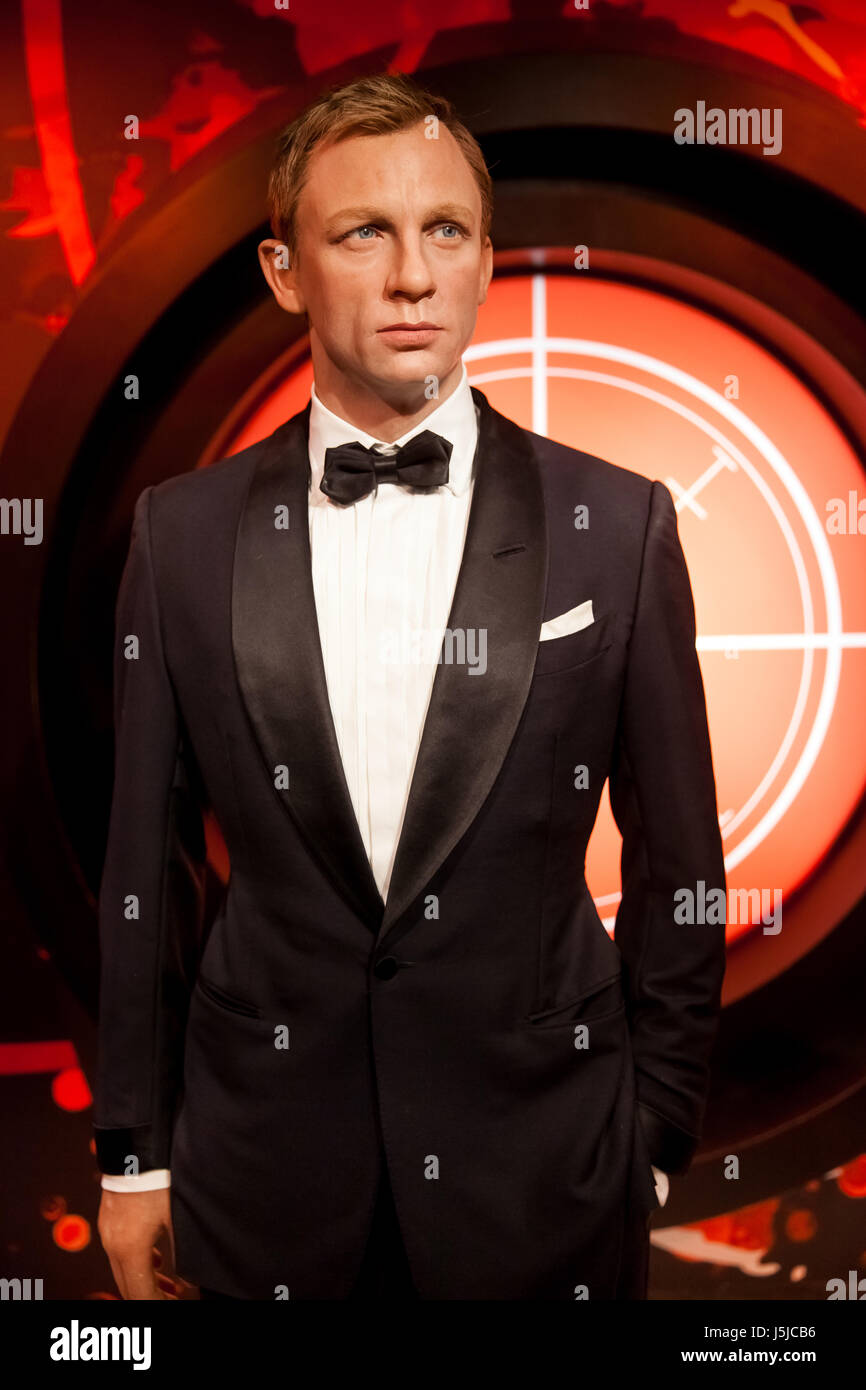Amsterdam, Pays-Bas - Mars, 2017 : Cire figure de Daniel Craig comme agent James Bond 007 en musée de cire Madame Tussauds à Amsterdam, Pays-Bas Banque D'Images