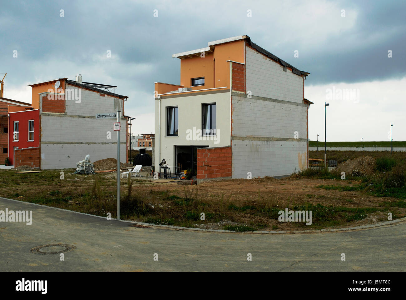 Morne mur non fini semi-detached house construction site neubaugebiet bau Banque D'Images