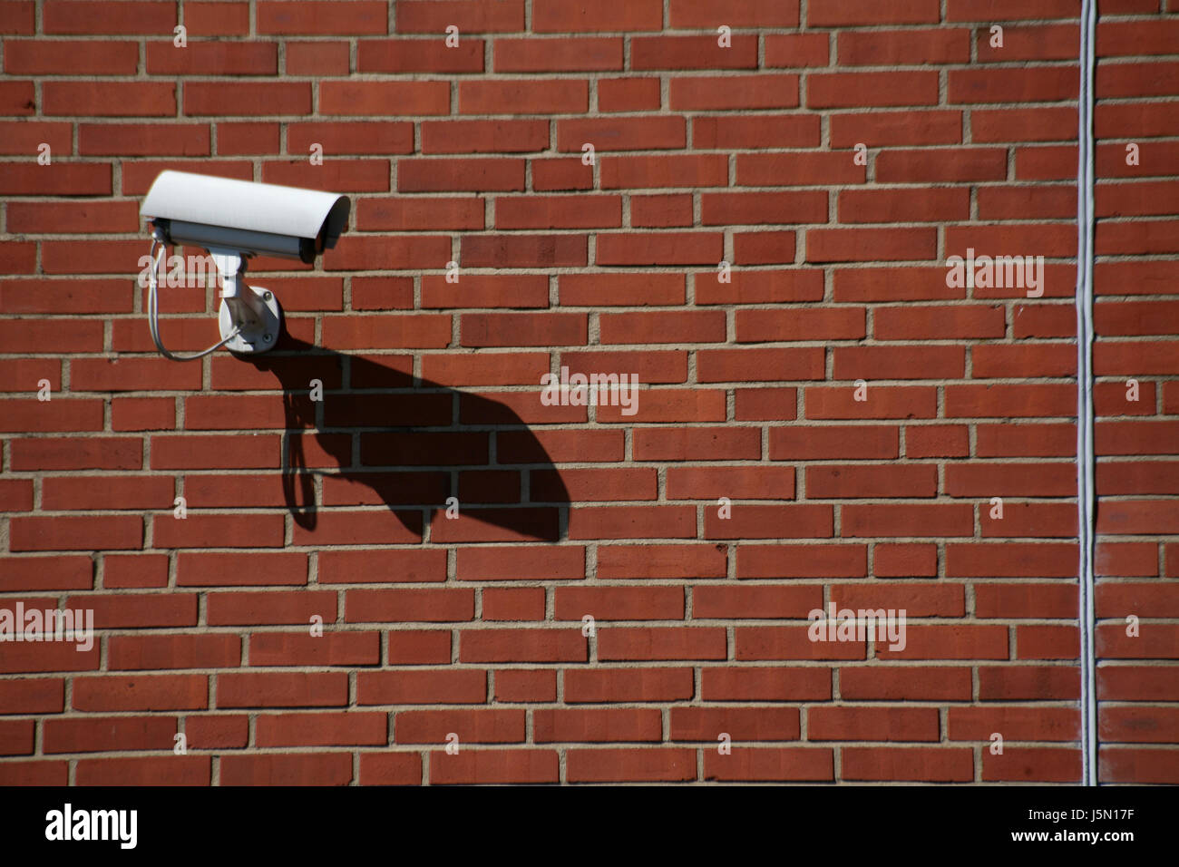 Vérifier la surveillance de certaines façades mur mur maison enregistrer la délinquance coffre sécurisé Banque D'Images
