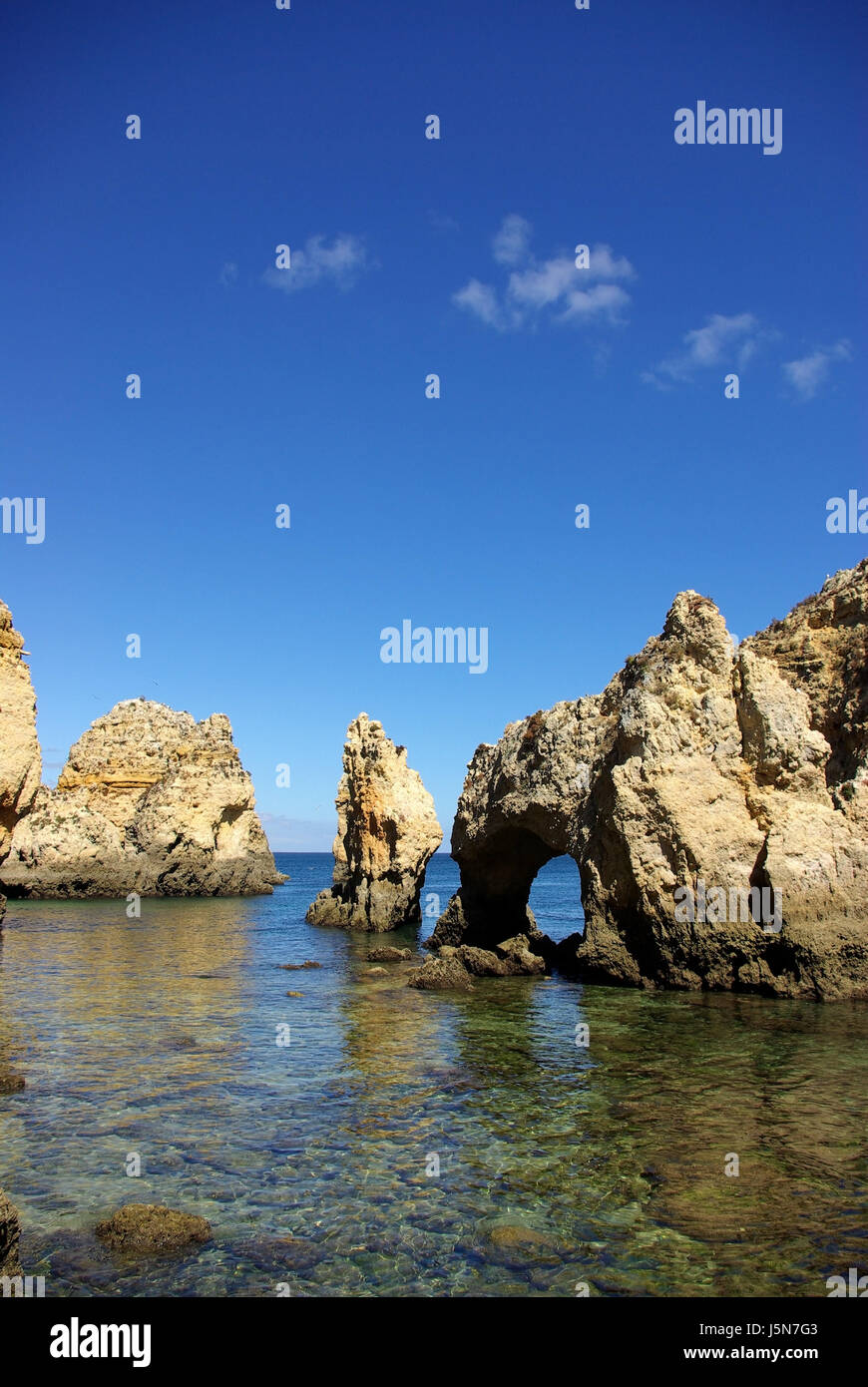 Grottes de Lagos, au sud du Portugal. Banque D'Images