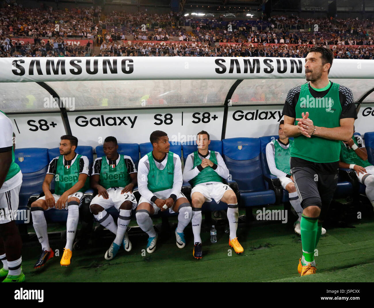 Rome, Italie. 17 mai, 2017. Gianluigi Buffon de la Juventus lors de la finale de la Coupe Italie match de football contre SS Lazio au Stade olympique de Rome, Italie. 17 mai, 2017. Credit : agnfoto/Alamy Live News Banque D'Images