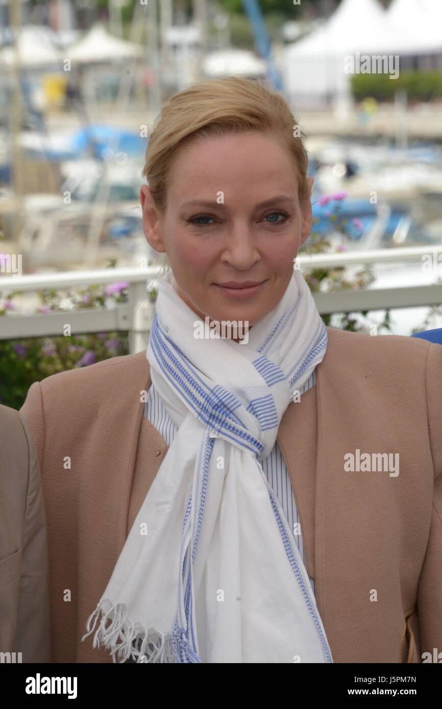 Cannes, France. Le 11 mai, 2016. CANNES, FRANCE - 18 MAI : Uma Thurman assiste à Un Certain Regard Jury Photocall annuel lors de la 70e édition du Festival de Cannes au Palais des Festivals le 18 mai 2017 à Cannes, France Crédit : Frederick Injimbert/ZUMA/Alamy Fil Live News Banque D'Images