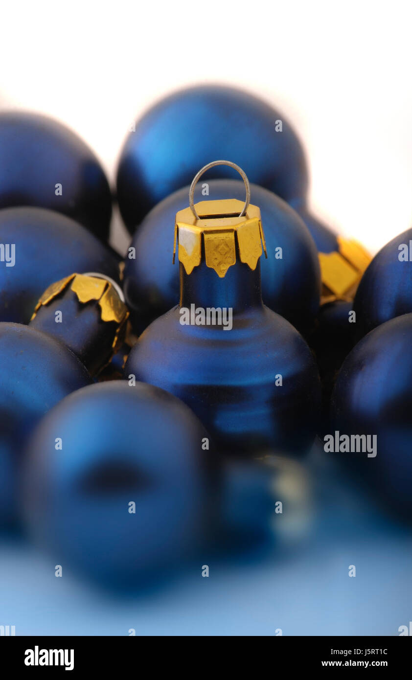 Certains bleu plusieurs quelques temps de l'avent décorations de noël bleu beaucoup de Banque D'Images