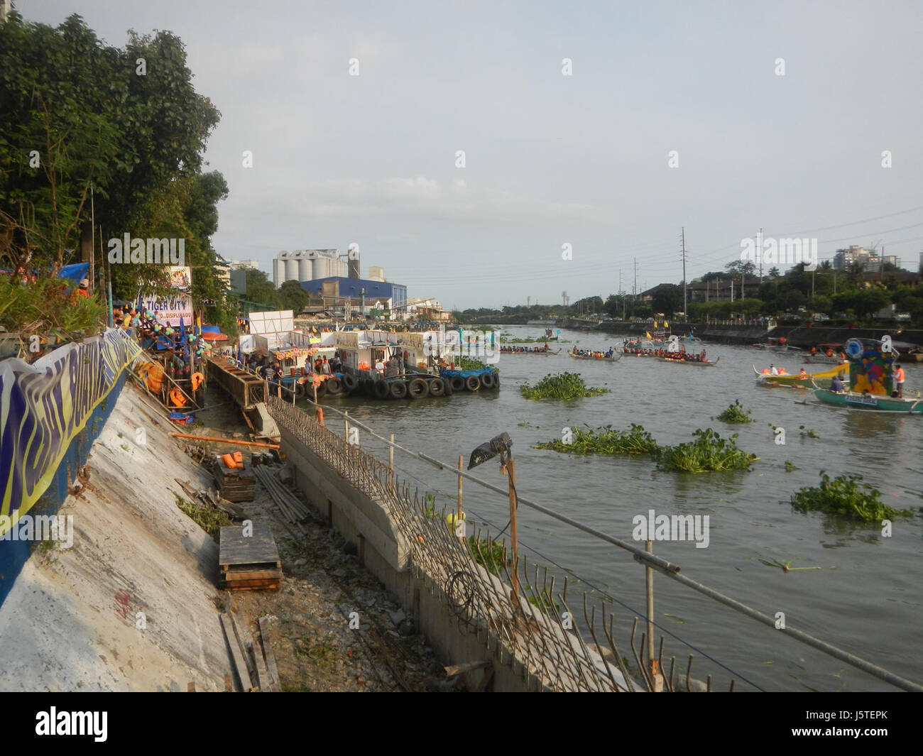 Barangays 03190 Pistang Daluyong Buayang de fleuve de Pasig Bato Mandaluyong City 16 Banque D'Images