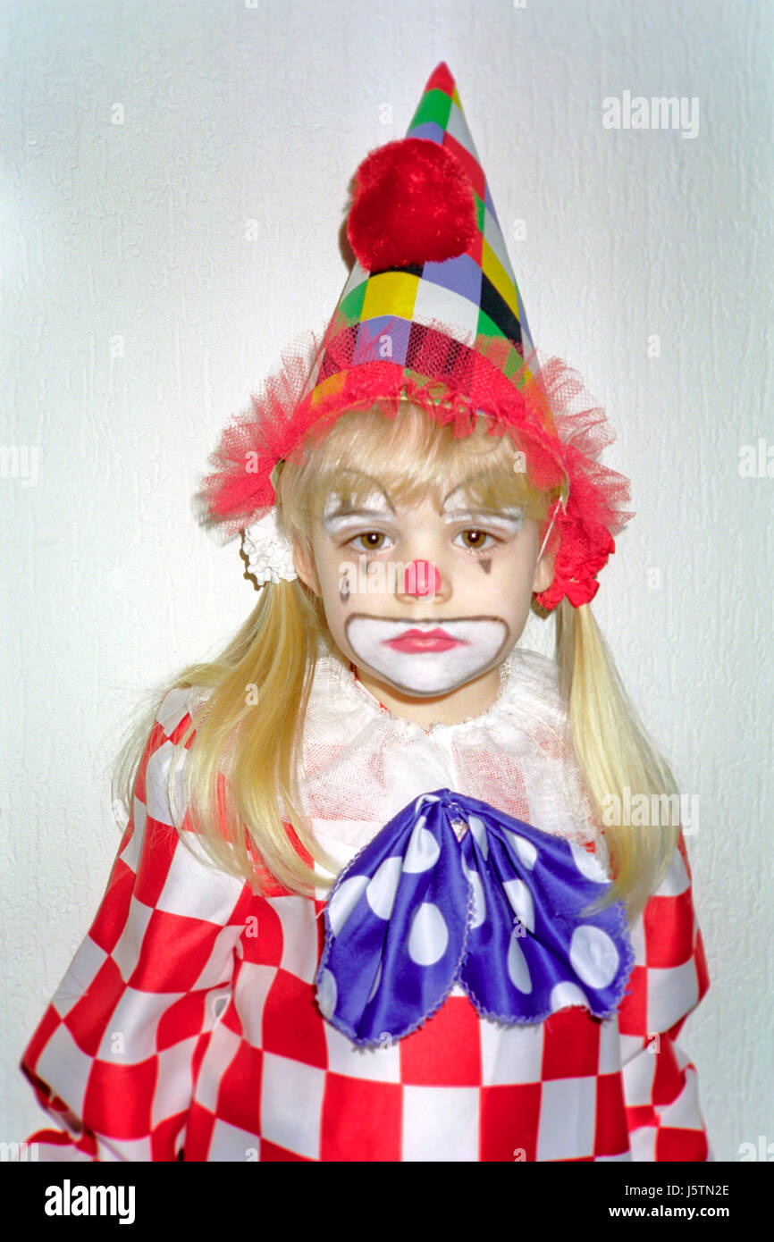 Coloré aux couleurs multiples superbe hat clown déguisé Banque D'Images
