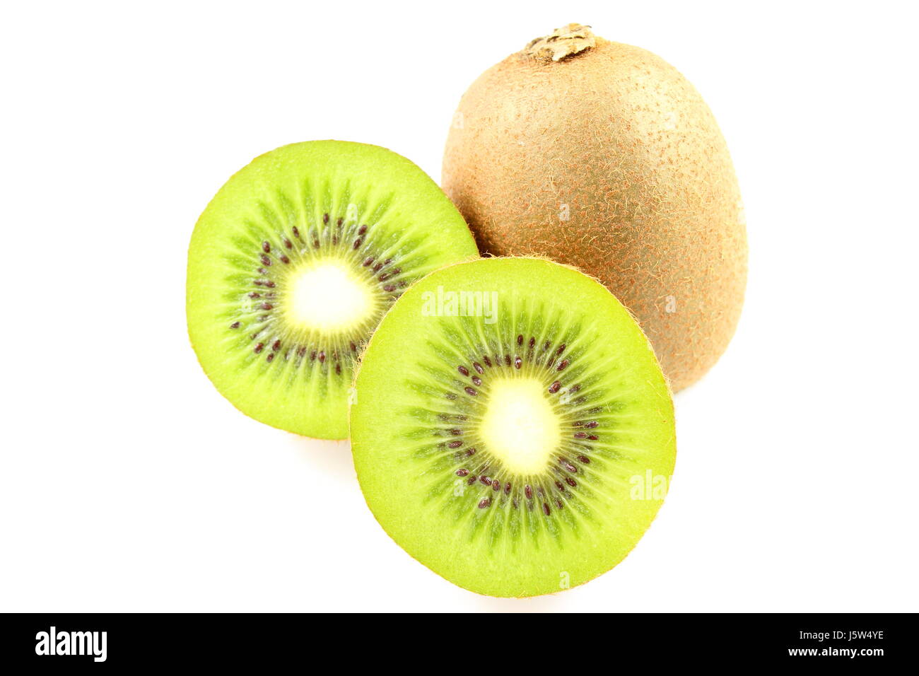 Composition de fruits kiwi vert frais isolé sur fond blanc Banque D'Images