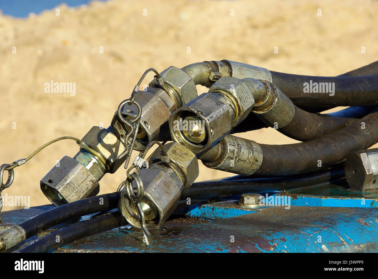 Moteur d'entraînement du moteur le câble flexible hydraulique pneumatique courant blue Banque D'Images