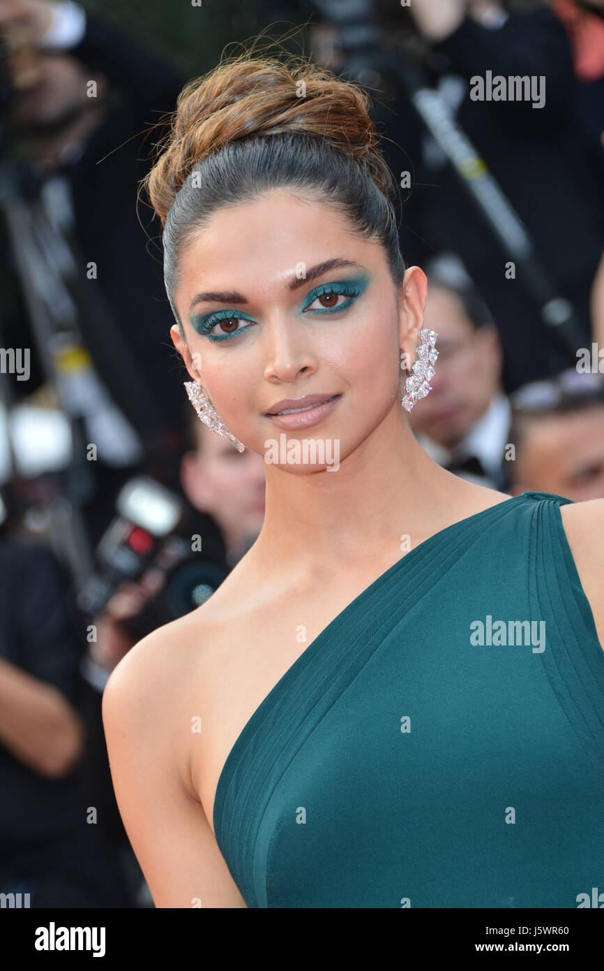 70e Festival du Film de Cannes 2017, le film 'Tapis Rouge' Nelyubov. Sur la photo : Deepika Padukone Banque D'Images