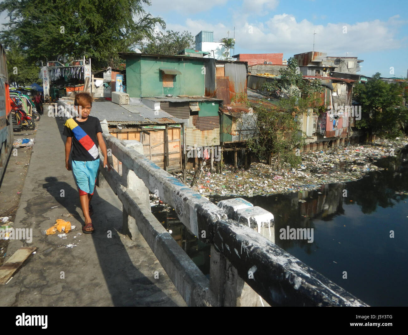 0369 C-42 Road Capulong Raxabago Pont rues Estero de Tom Frager Tondo, Manille Banque D'Images