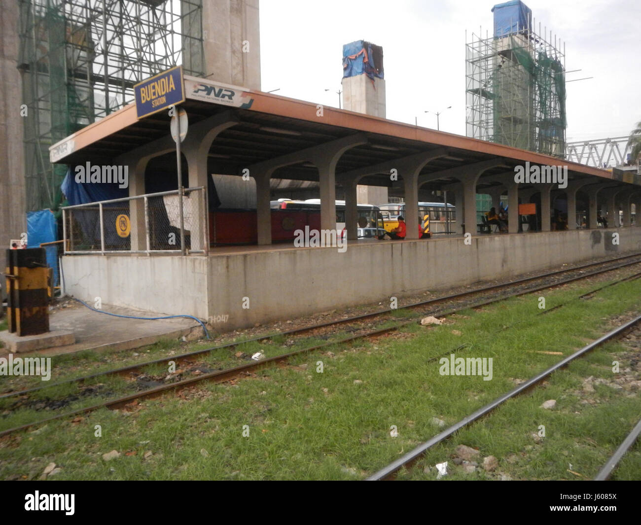 0216 Buendia Station Pnr Makati Executive Towers Pio Del Pilar San Antonio Makati City 31 Photo Stock Alamy