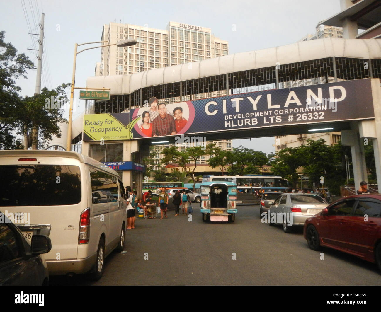 0216 Buendia station PNR Makati Executive Towers Pio del Pilar San