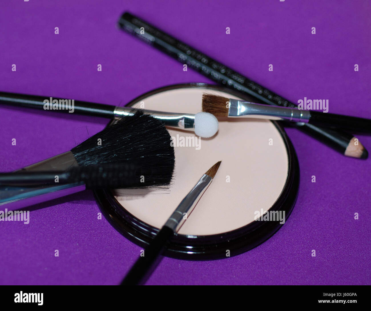Mascara brosse cosmétiques soins de beauté poudre make-up pinceau mode de brossage Banque D'Images