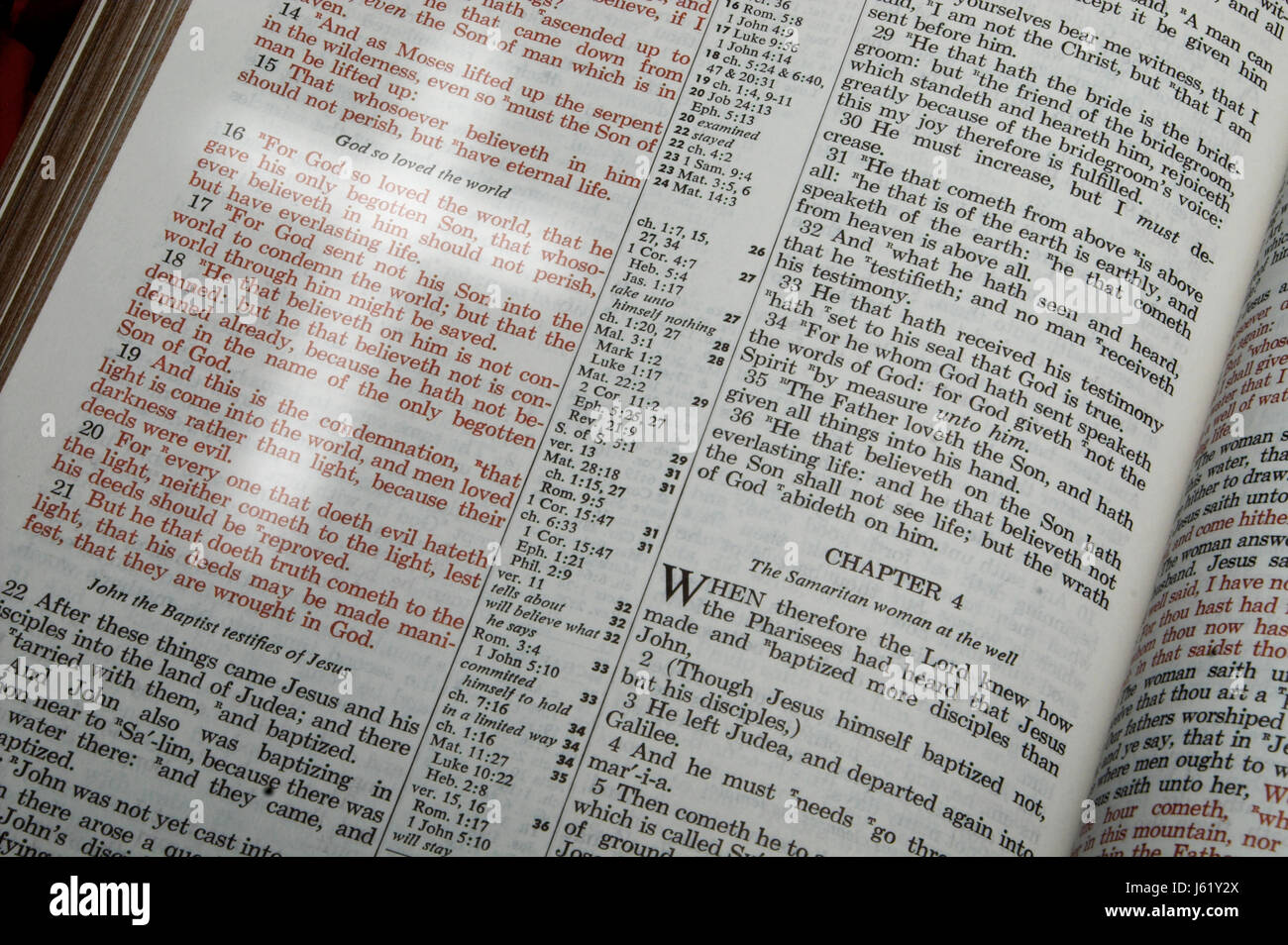 La bible verset chrétien Evangile saint livre religion sacrée la croyance  religieuse Photo Stock - Alamy