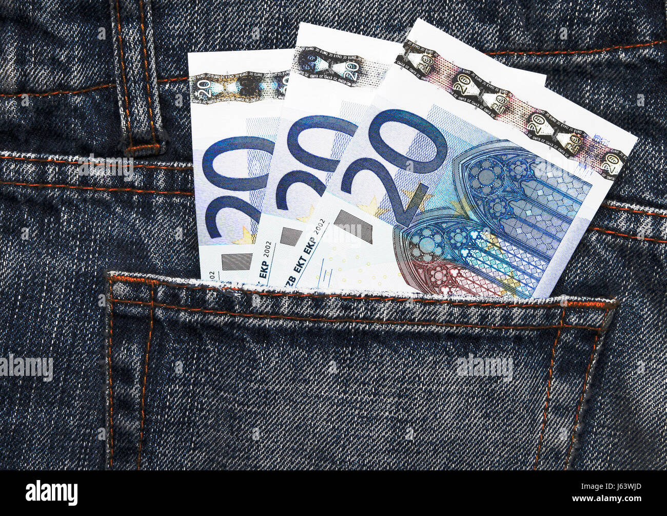 Euro jeans pantalons pantalons jean vingt notes argent pocket bleue modèle actuel Banque D'Images