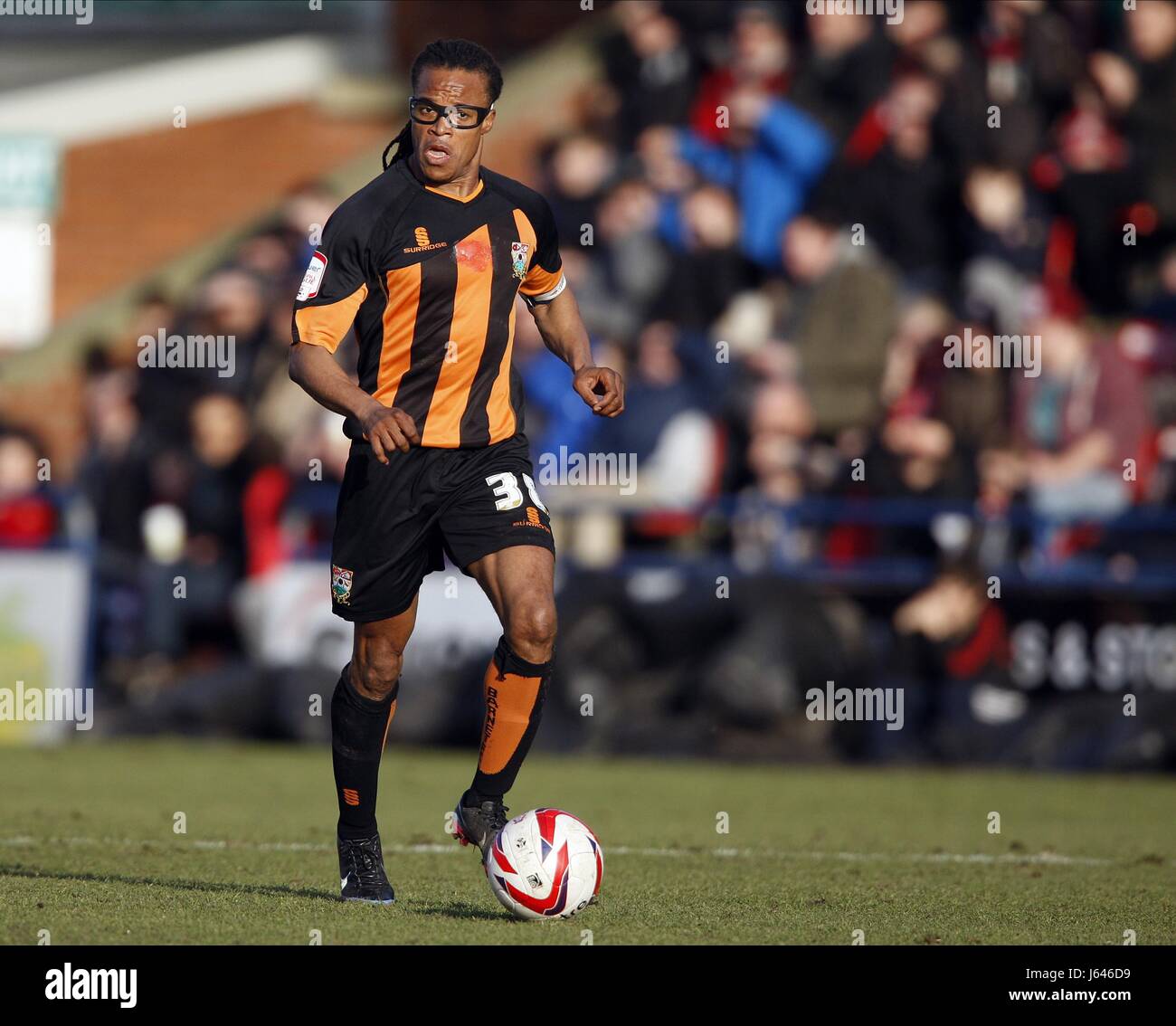 EDGAR DAVIDS BARNET FC PLAYER & entraîneur en chef BOOTHAM CRESCENT YORK ANGLETERRE 16 Février 2013 Banque D'Images