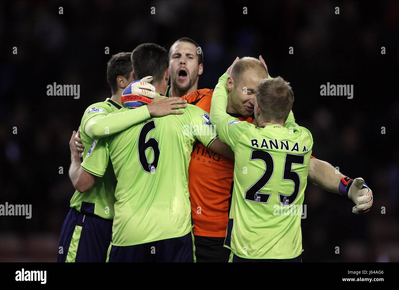 VILLA CÉLÈBRENT VICTOIRE À SUNDERLAND V ASTON VILLA SUNDERLAND V ASTON VILLA SUNDERLAND ANGLETERRE STADE DE LA LUMIÈRE 03 novembre 201 Banque D'Images