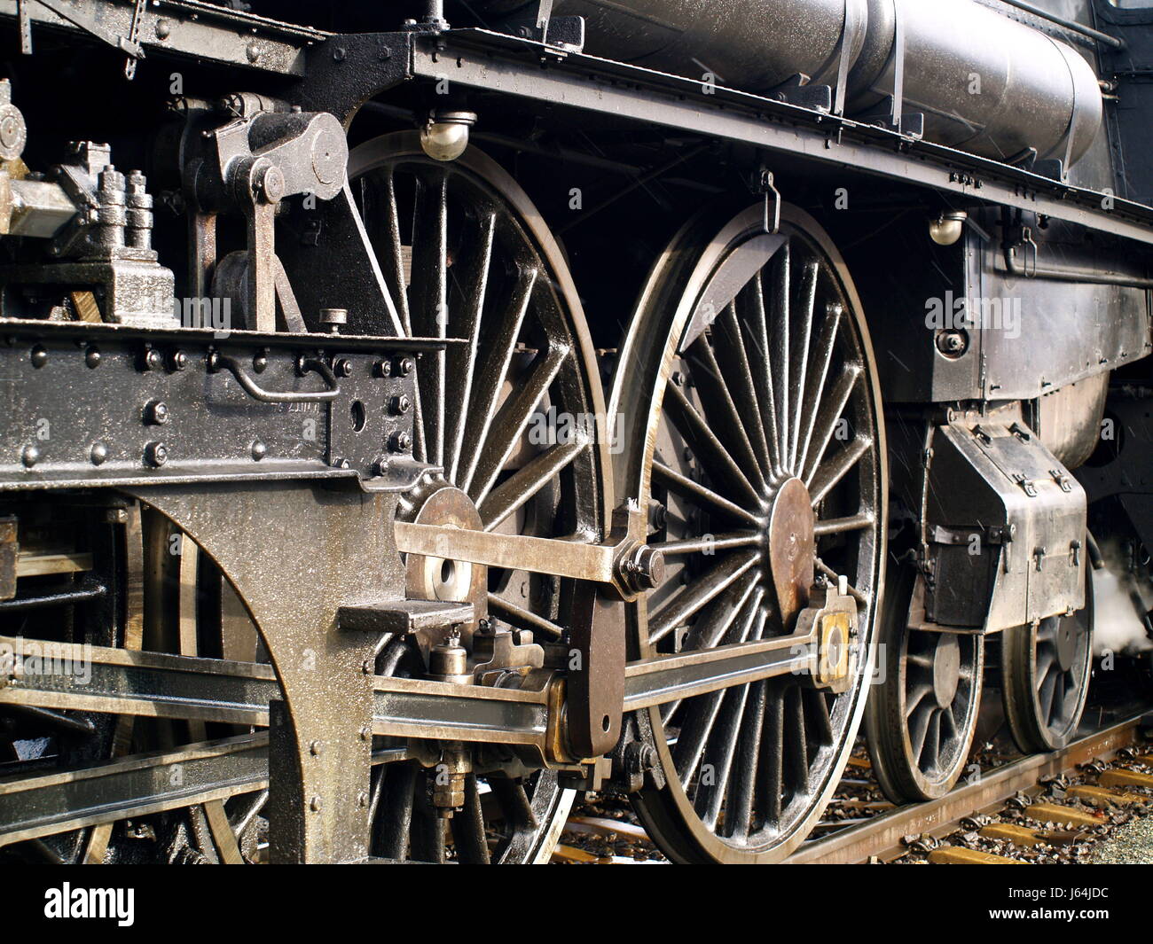 Train locomotive ferroviaire Matériel roulant moteur moyens de ...