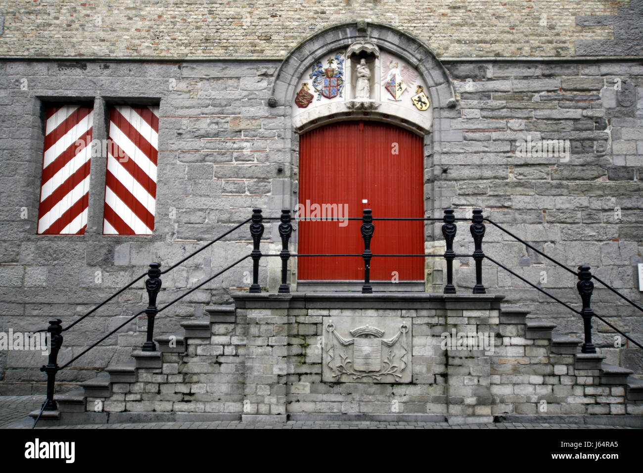 La porte de l'escalier de l'hôtel de ville de New Holland Pays-Bas flandre historique passage objectif rouge Banque D'Images
