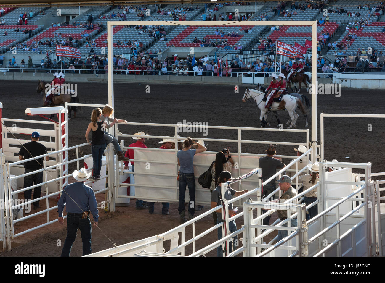 Les spectateurs lors de l'assemblée le Stampede de Calgary, Calgary, Alberta, Canada Banque D'Images