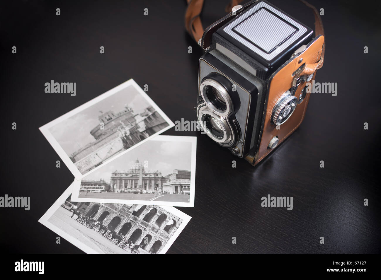 Ancienne biooptic et appareil photo photos anciennes en noir et blanc Banque D'Images