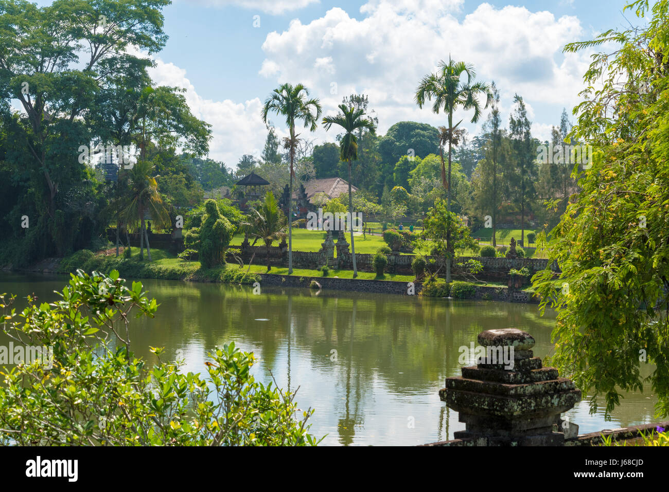 Bali, Indonésie - 30 Avril 2017 : Pura Taman Ayun est un composé de temple balinais traditionnel et le jardin d'eau situé dans la région de Mengwi subdi Banque D'Images