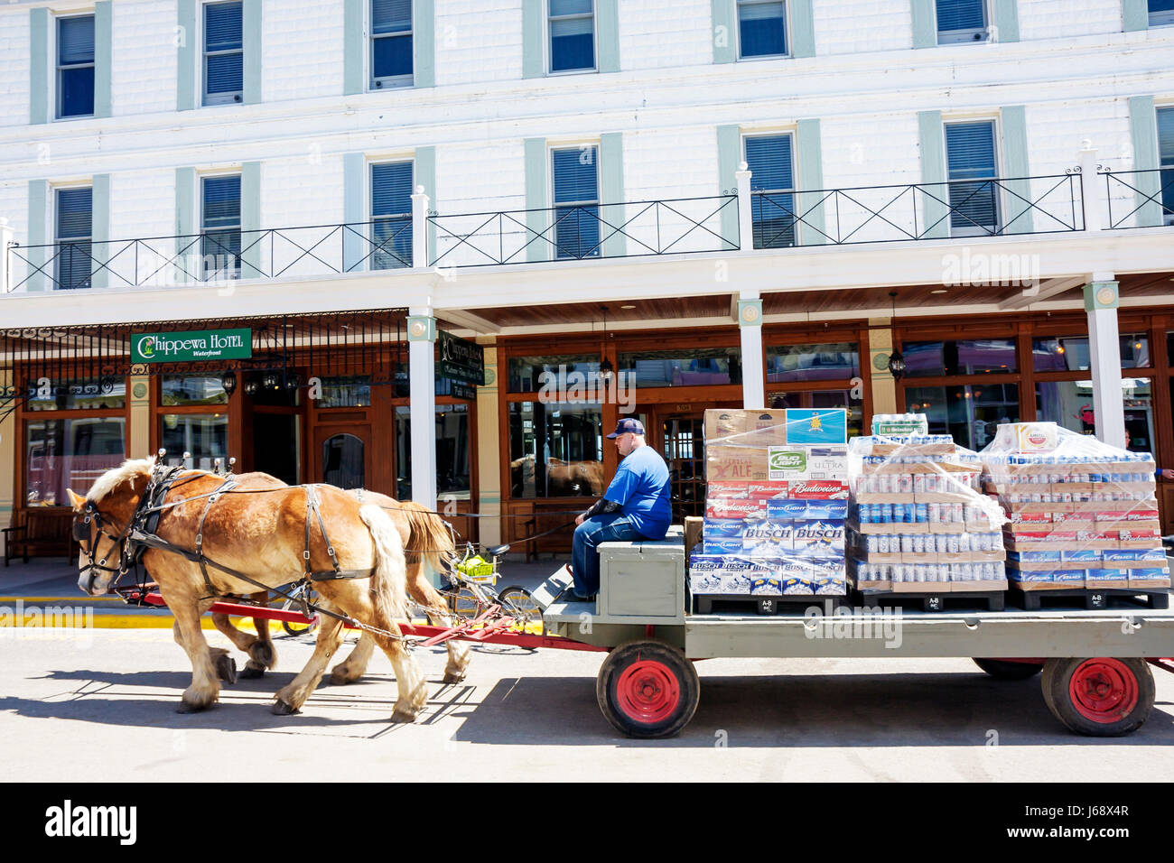 Mackinac Island Michigan, parc national historique Mackinaw, détroit de, lac Huron, rue principale, livraison de bière, Chippewa, hôtel, tirant d'eau, tirant d'eau, wagon, F Banque D'Images