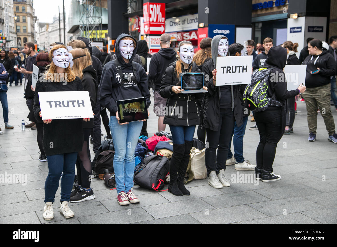 Leicester Square, Londres, Royaume-Uni. 20 mai, 2017. Démonstration anonyme. Credit : Yorkshire /Alamy Live News Banque D'Images