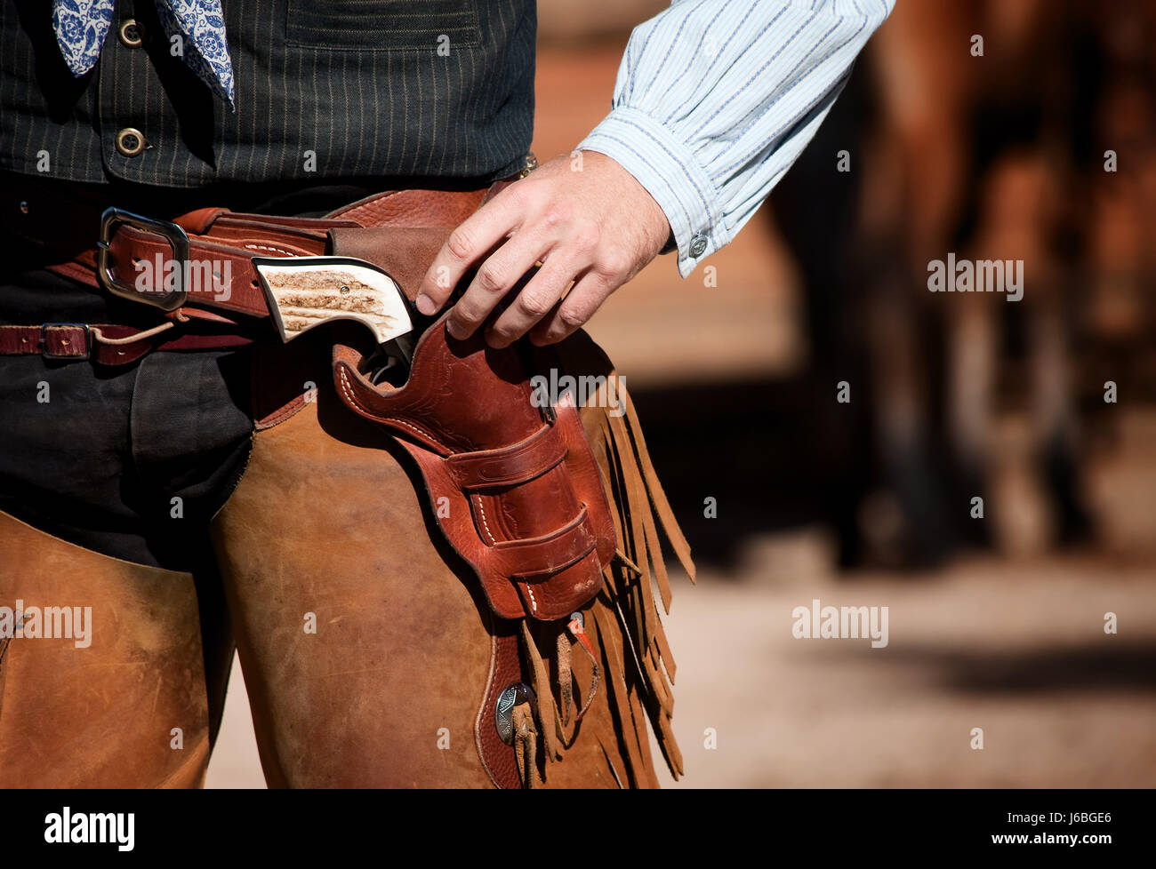 Chariot Cowboy Chaps Western En Cuir Daim à Franges Pour Fusil De Chasse - Noir Ou Marron - Taille XS à XL Chaps Fusil Chasse Franges