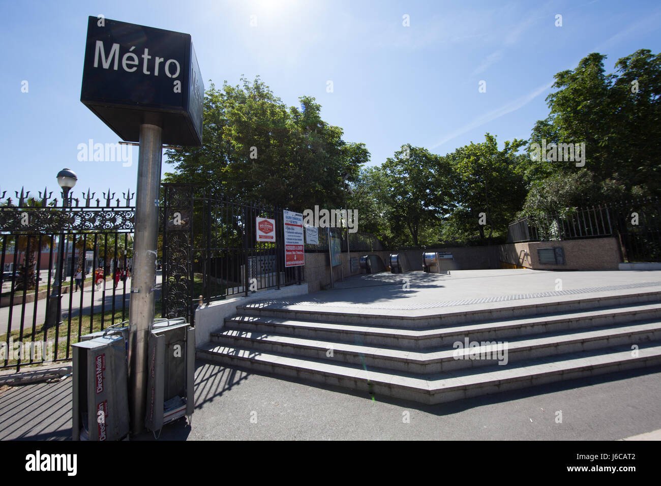 Parc des expositions Chanot Marseille : subway station Photo Stock - Alamy