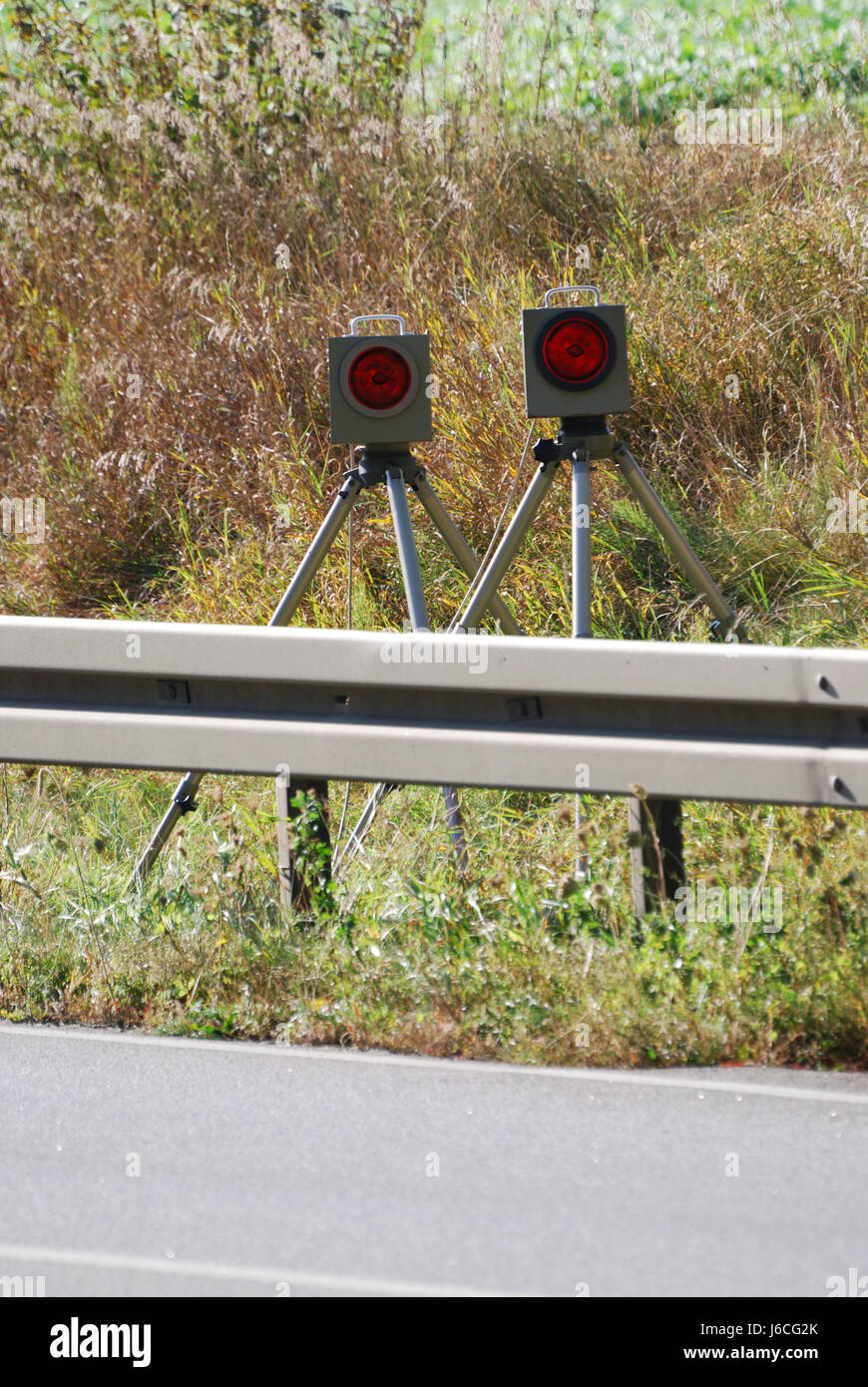 Photo caméra radar de vitesse de contrôle de l'appareil photo La vitesse limite barrière crash Banque D'Images