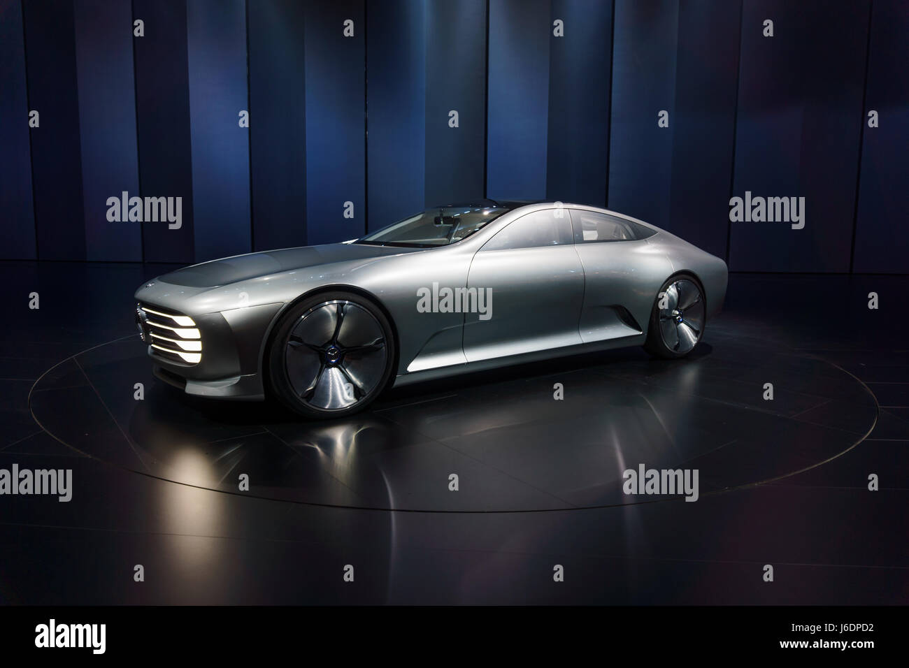 Francfort - Septembre 23 : Mercedes-Benz Concept AAI illustré à la 66e sur l'AAI le 23 septembre 2015 à Francfort, Allemagne.(aérodynamique intelligente Automob Banque D'Images
