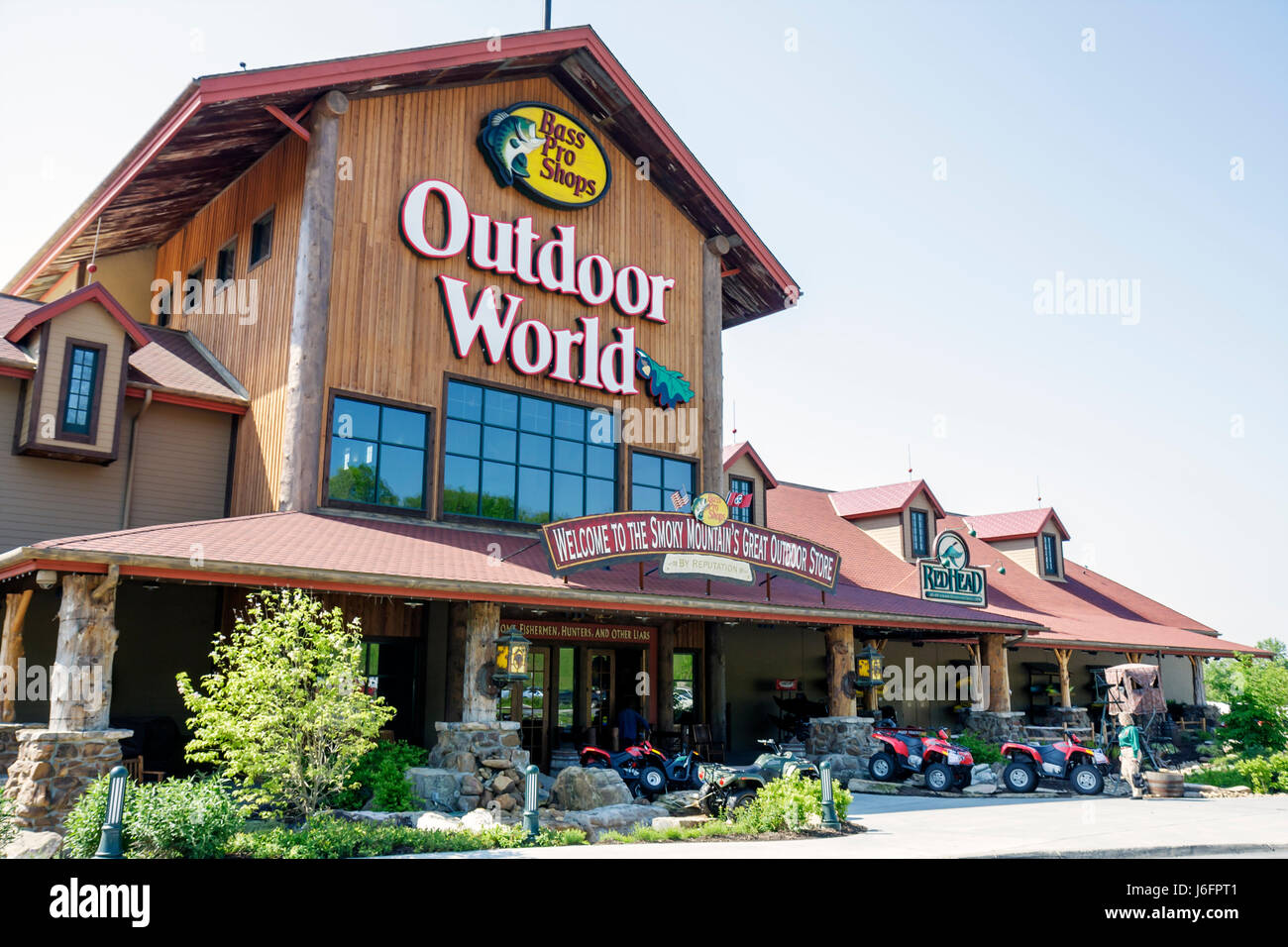 Sevierville Tennessee,Smoky Mountains,Kodak,Bass Pro Shops,articles de sport,activités de plein air,chaîne de vente au détail,extérieur,avant,entrée,bâtiment,nam Banque D'Images