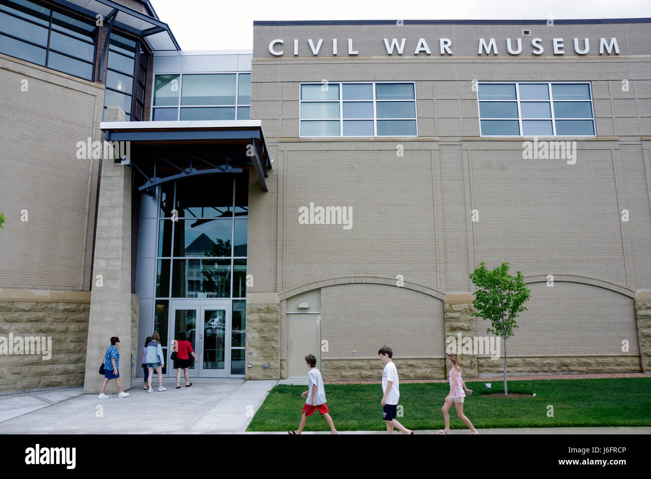 Wisconsin Kenosha County,Kenosha,Musée de la guerre de Sécession,femme femme femme femme,garçon garçons,mâle enfant enfants enfant enfants jeune,fille,femme,famille Banque D'Images