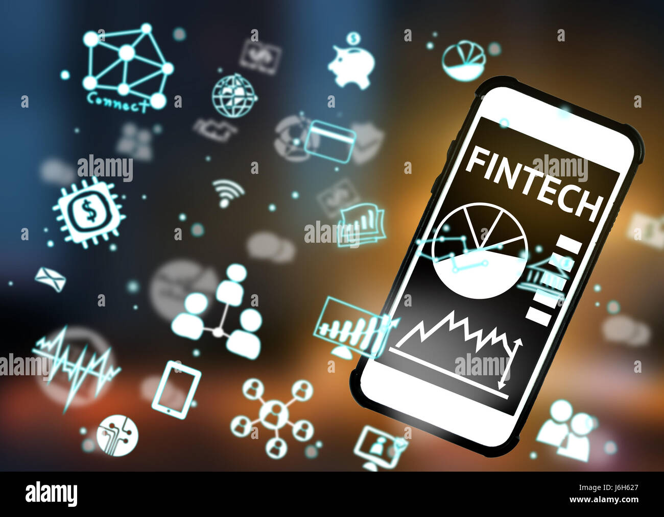 La technologie de l'Internet financier Investissement Fintech. Concept smart phone , Icône , doigt brouillée avec abstract background Banque D'Images