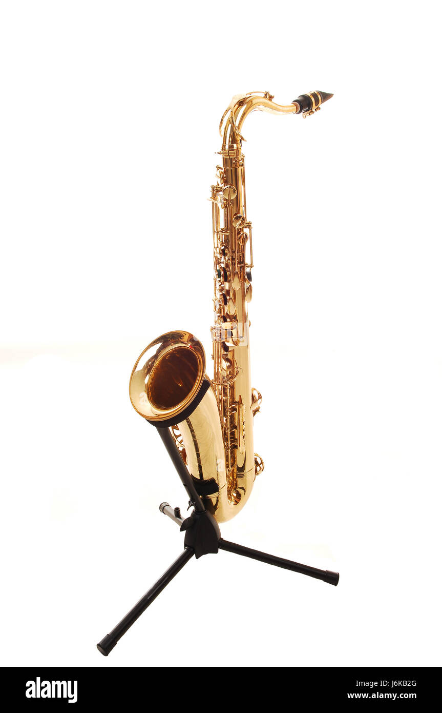 Métallique isolé son saxophone instrument de mesure de couleur laiton investissement méthode Banque D'Images