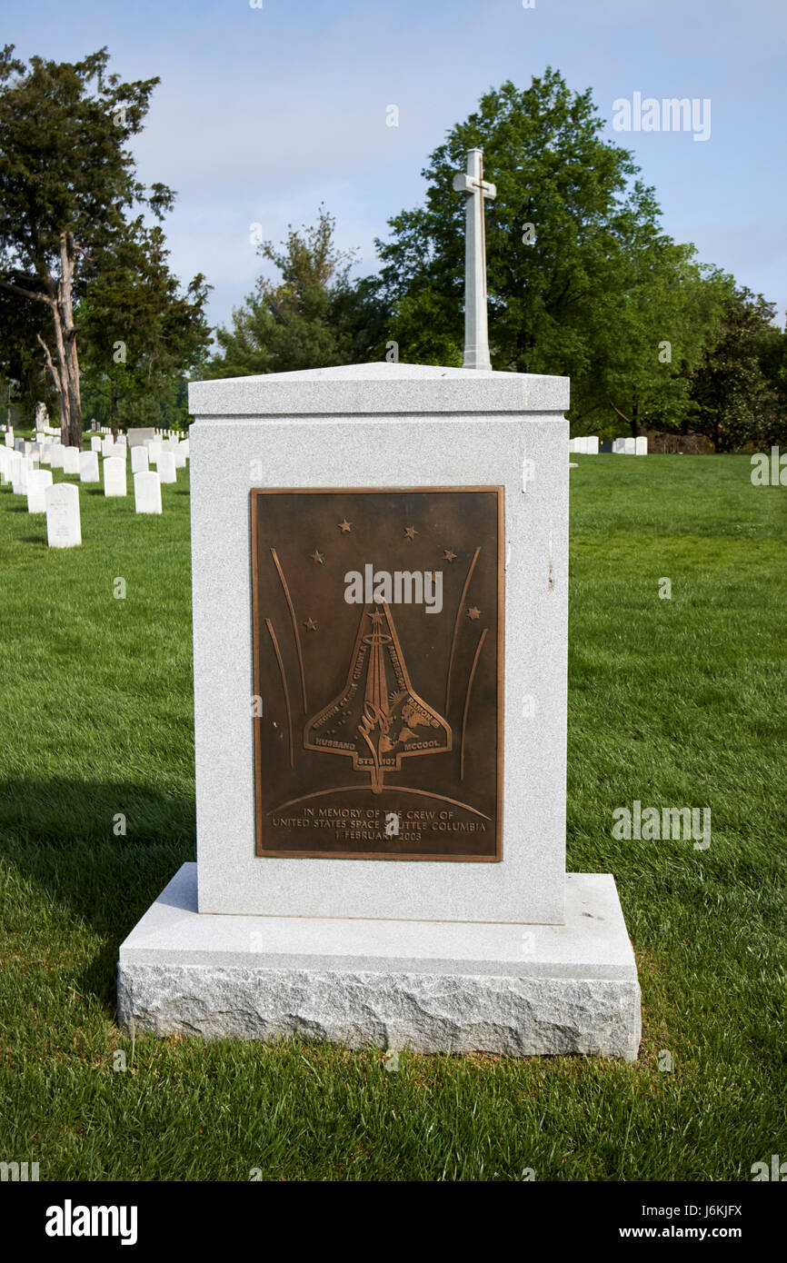 Mémorial de la navette spatiale columbia au cimetière d'Arlington Washington DC USA Banque D'Images