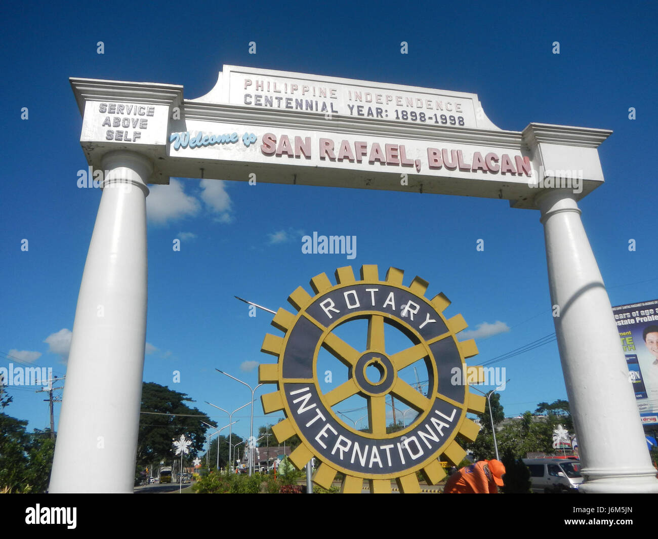 09674 PanPhilippine Bienvenue Arch signe limite l'autoroute Baliuag