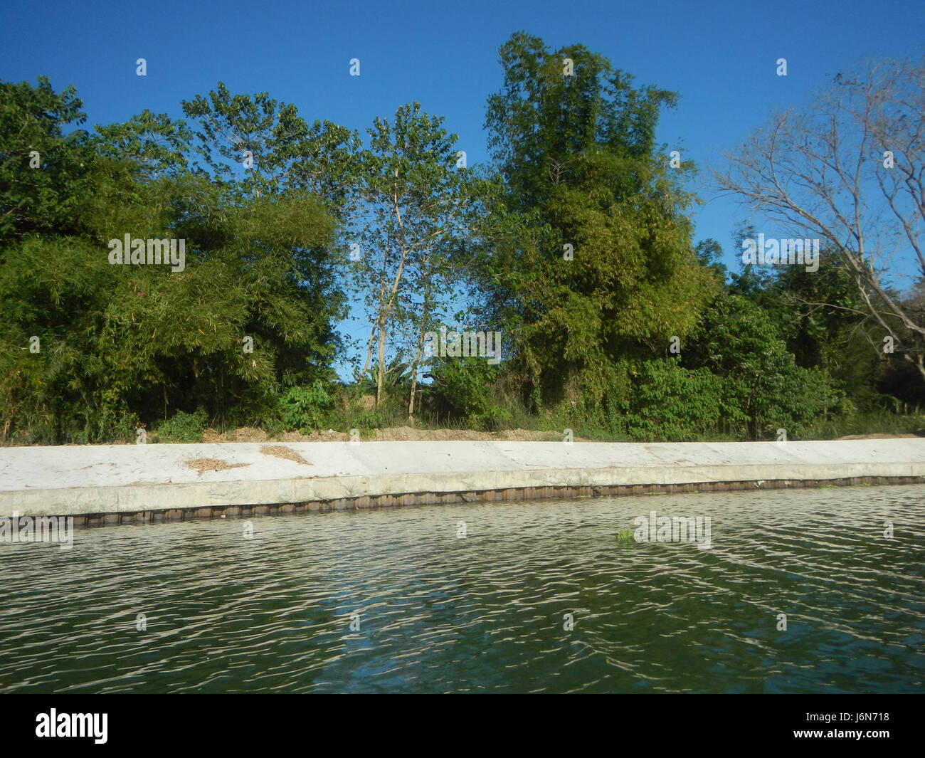 09541 Rives Pulilan Plaridel Bulacan 16 construction d'enrochement Banque D'Images