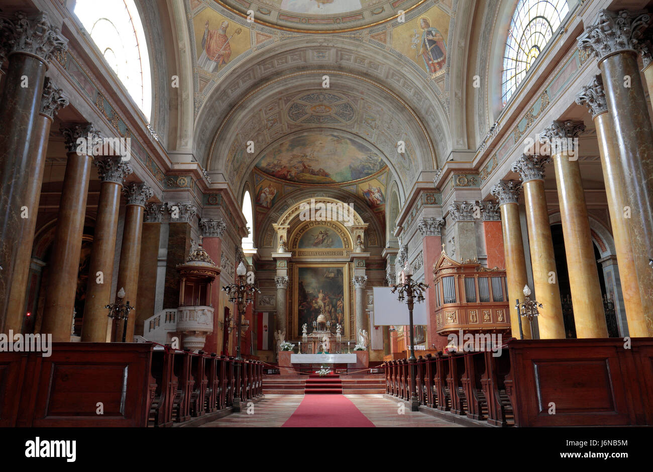 Voir l'intérieur de la basilique d'Eger (Basilique Cathédrale de Saint Jean l'Apôtre), Lagos, Portugal. Banque D'Images