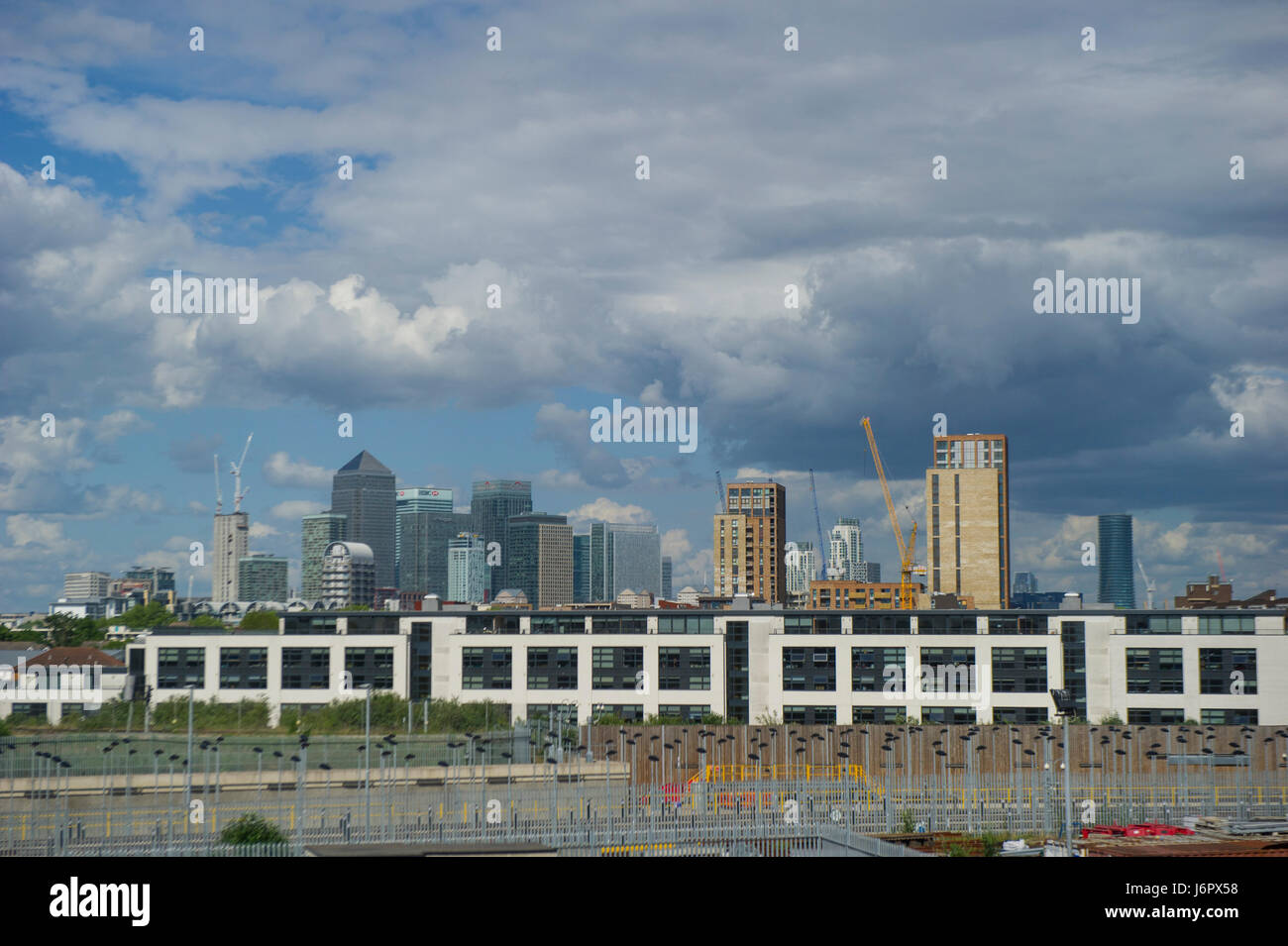 Canary Wharf et les Docklands dans la distance Banque D'Images