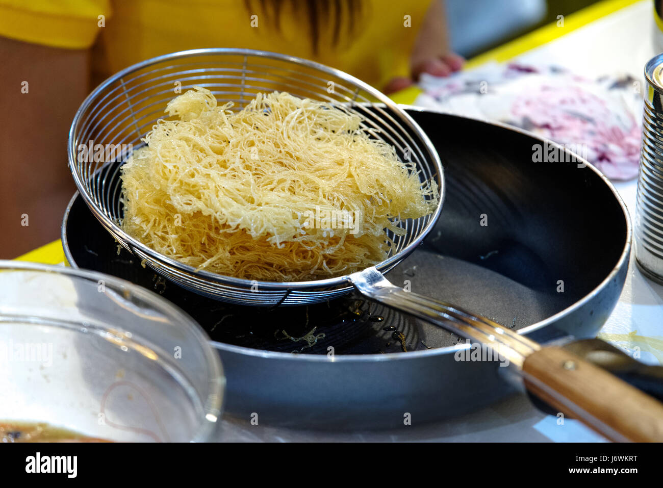 Fried noodle philippins bihon Banque D'Images