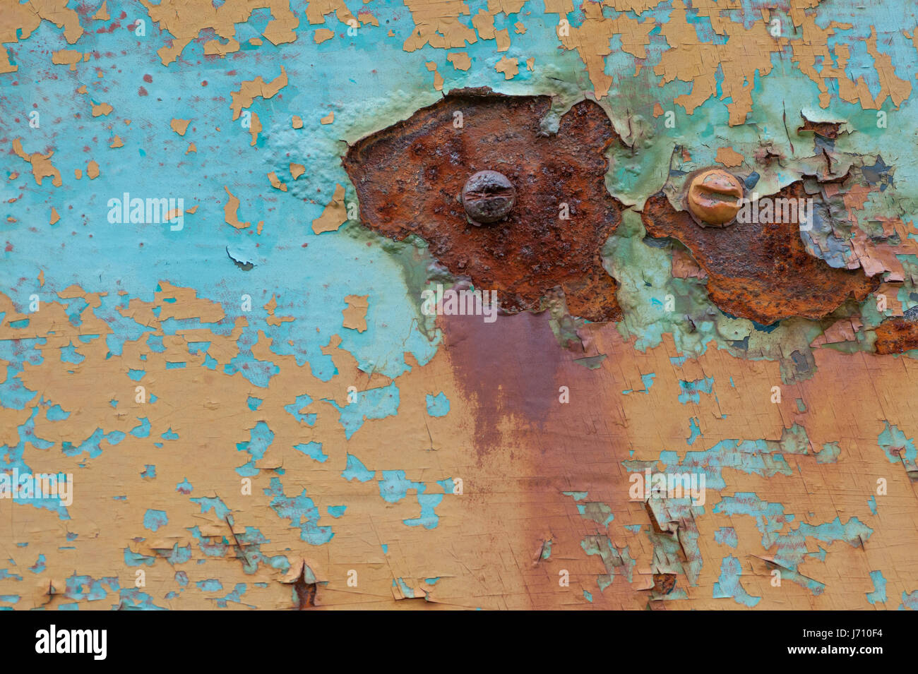 Détail de rusty metal surface avec de la peinture Banque D'Images