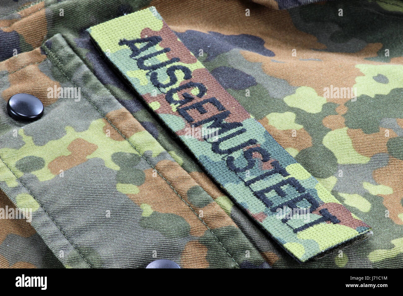 Veste camouflage allemand patched retiré du service au lieu de l'étiquette-nom Banque D'Images