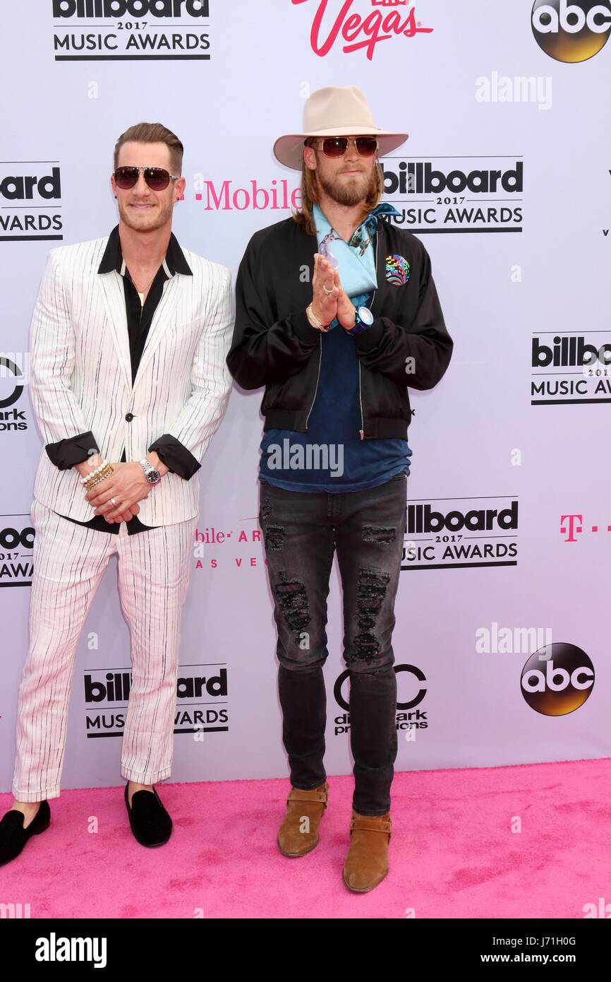 Floride Géorgie Ligne, Tyler Hubbard, Brian Kelley à arrivées de Billboard Music Awards 2017 - Arrivées, T-Mobile Arena, Las Vegas, NV 21 Mai, 2017. Photo par : Priscilla Grant/Everett Collection Banque D'Images